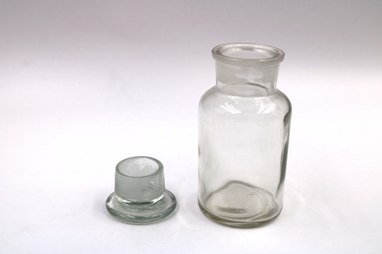实验室透明瓶