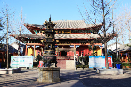 莒南卧佛寺大雄宝殿