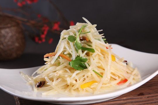 炝拌土豆丝
