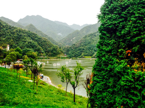 翠华山天池