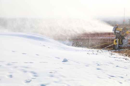 人工造雪