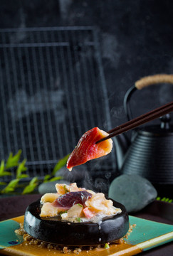 日本料理岩烧海鲜刺身