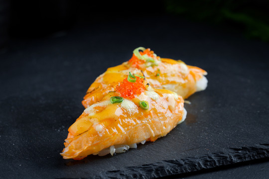 日本料理火炙北海道蟹肉棒寿司