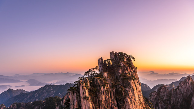 黄山始信峰日出美景