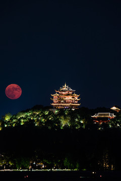 杭州城隍阁月出