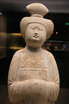 唐代仕女俑