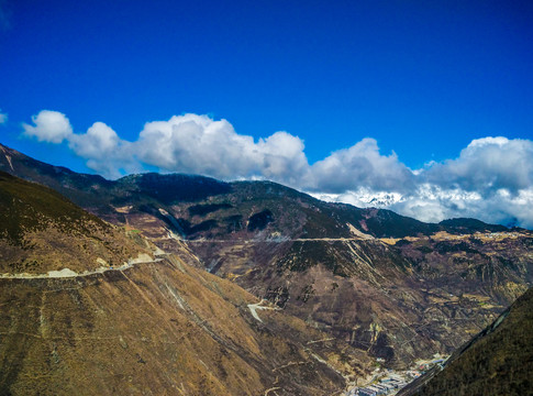 三江并流风景区金沙江大峡谷