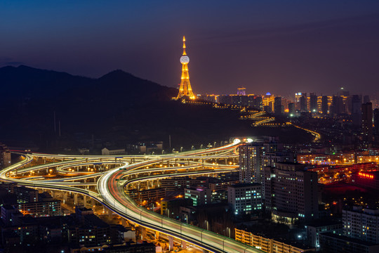 西宁夜景高速公路