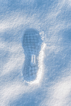 雪地脚印