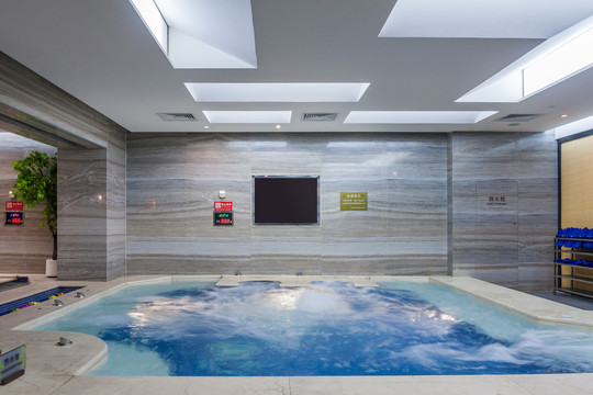 酒店spa洗浴泳池