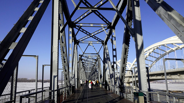 哈尔滨中东铁路大桥博物馆观光桥