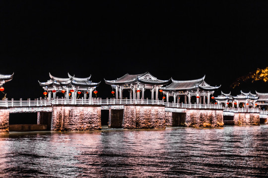 潮州广济桥夜景灯光秀