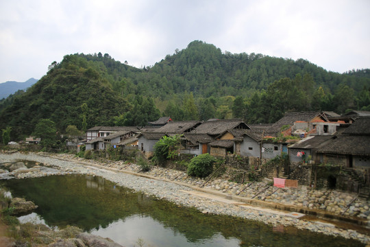 青木川青山绿水民居