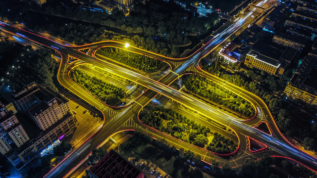 天津八里台桥夜景