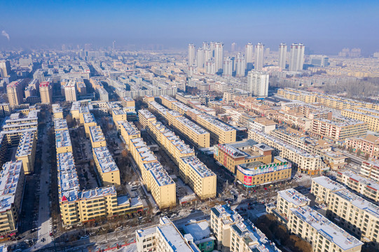 城市雪景