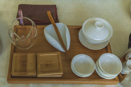 茶具茶壶与茶杯
