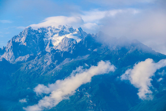 玉龙雪山