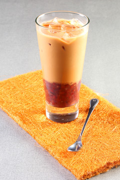 红豆奶茶冻