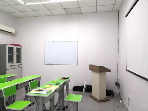 小型教室