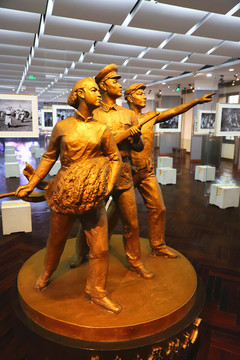 工农兵雕像