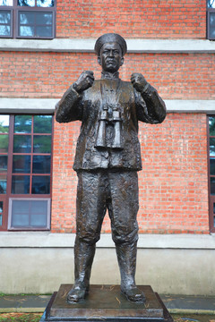 甲午战争雕像