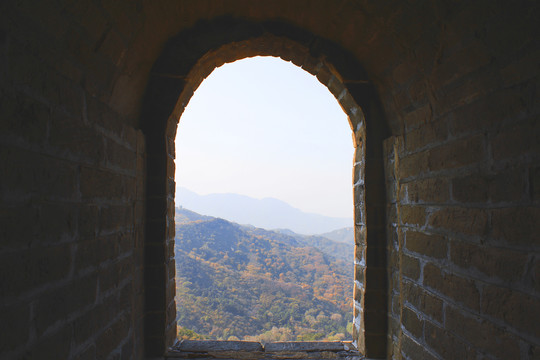 秋天长城的风景长城的秋色山川