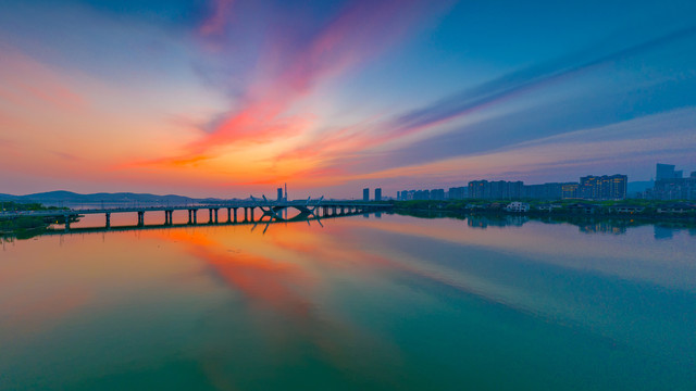 无锡蠡湖大桥夜景