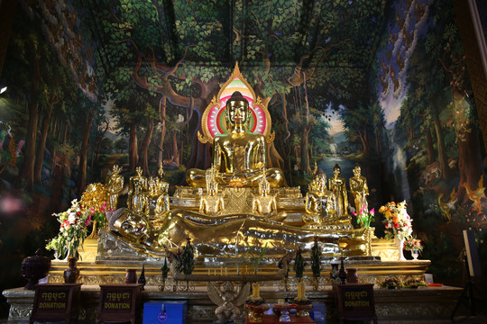 柬埔寨金边寺庙佛像