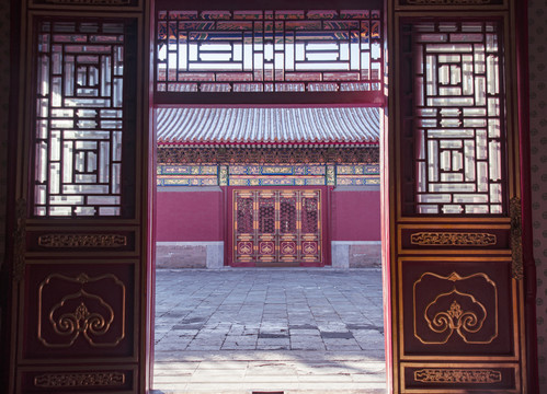 故宫中式红门