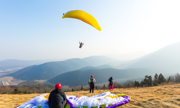 圣境山滑翔伞基地