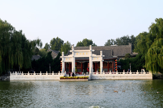 北京大观园石牌坊