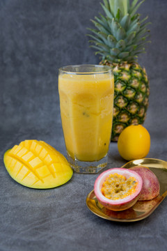 百香果菠萝汁
