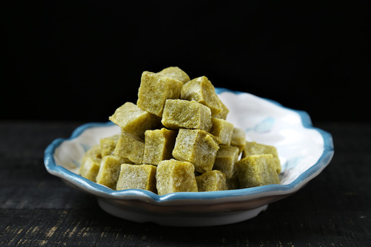 冻绿豆腐