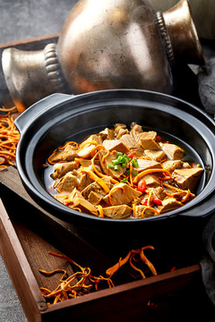 炖羊肉