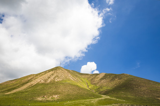 日月山