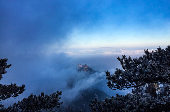 黄山清晨