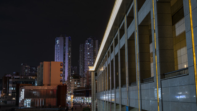 深圳长廊透视夜景