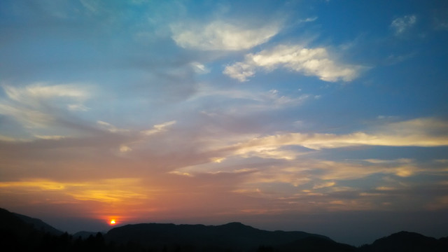夕阳晚霞
