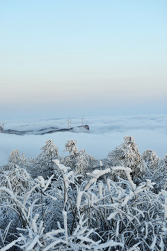 五峰独岭云海雪景风光