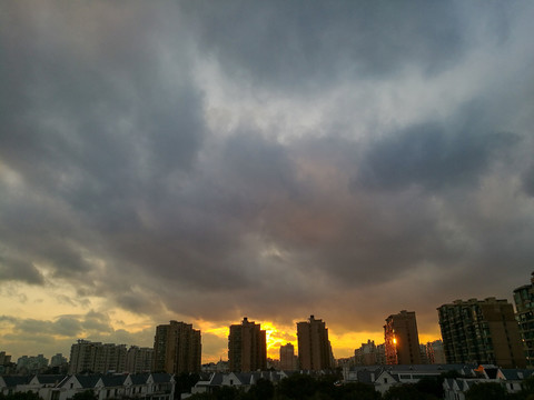 天空晚霞