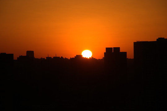 城市日出日落