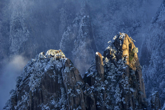 黄山冬景