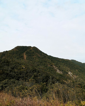 山峰秋色