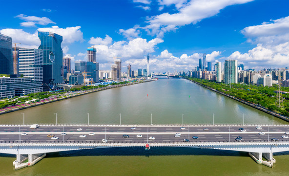 广州市区珠江上的桥
