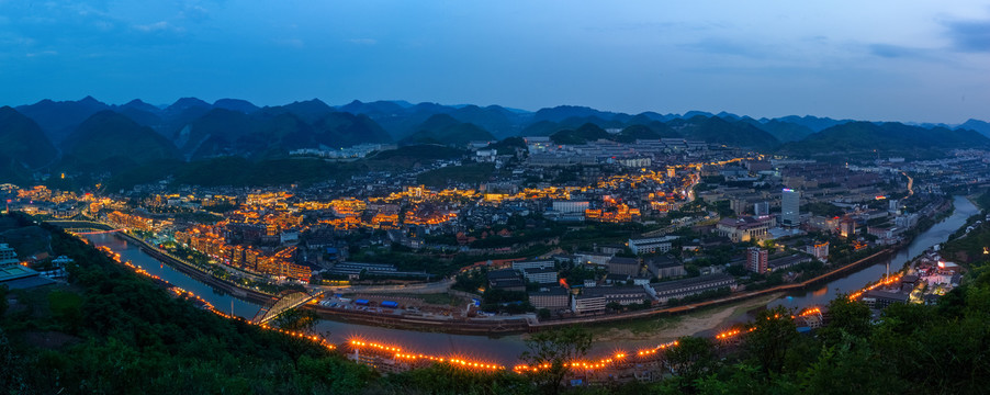 茅台镇全景