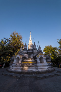 云南西双版纳曼听公园总佛寺