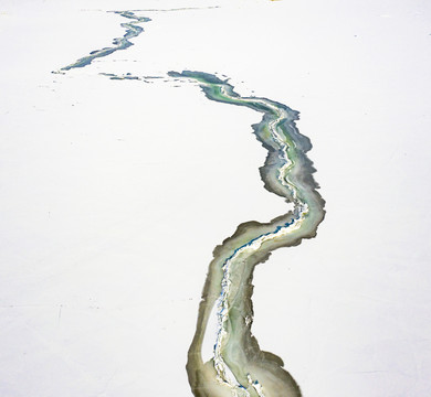 冬季的新疆叶尔羌河