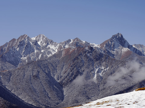 雪山之巅