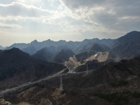 航拍河防口长城脚下怀北滑雪场