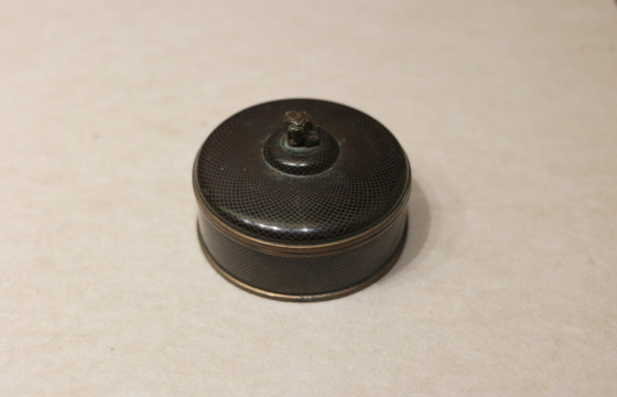 铜胎珐琅器